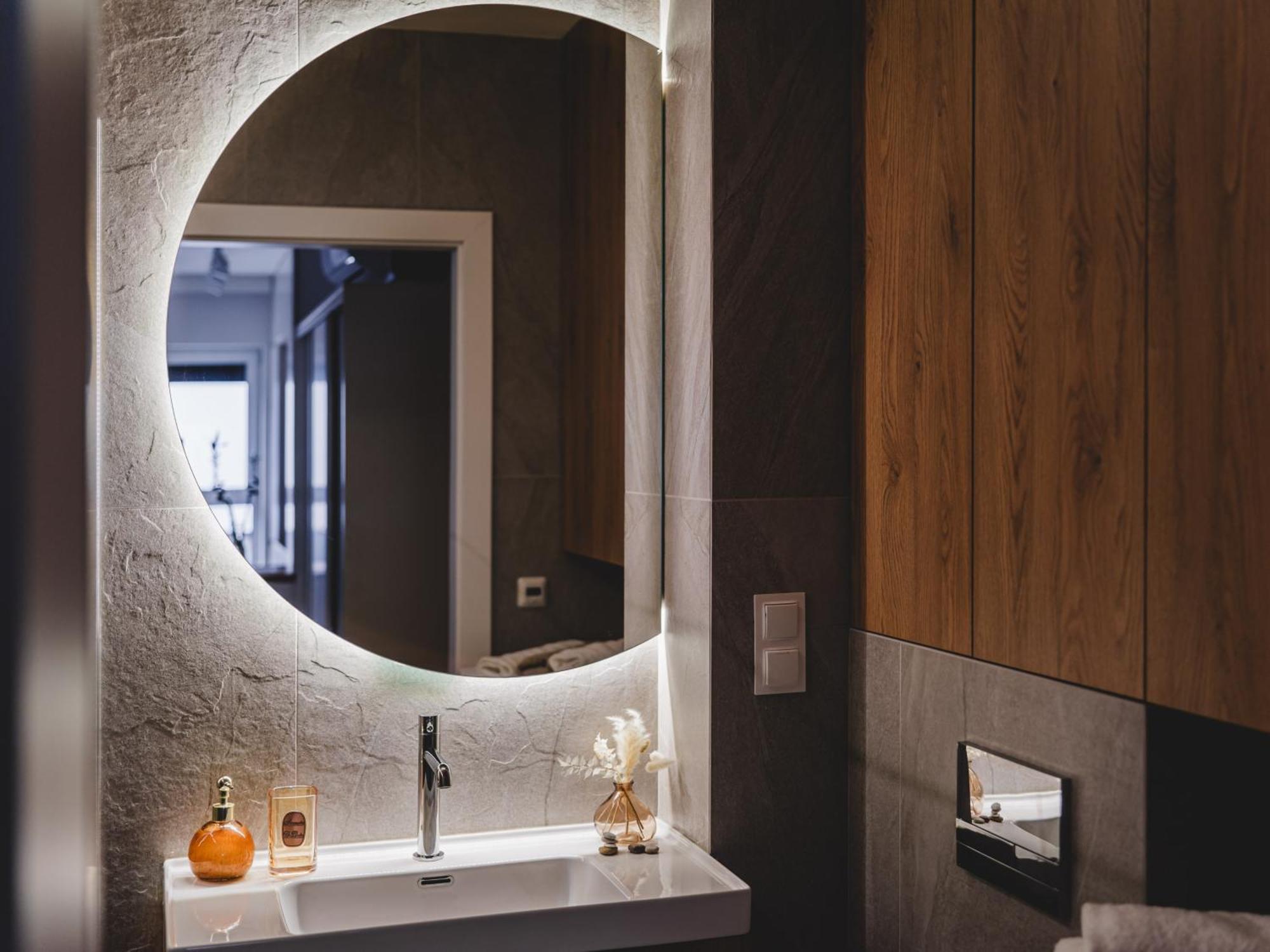 Zen Center Apartment - Free Parking Torun Bagian luar foto