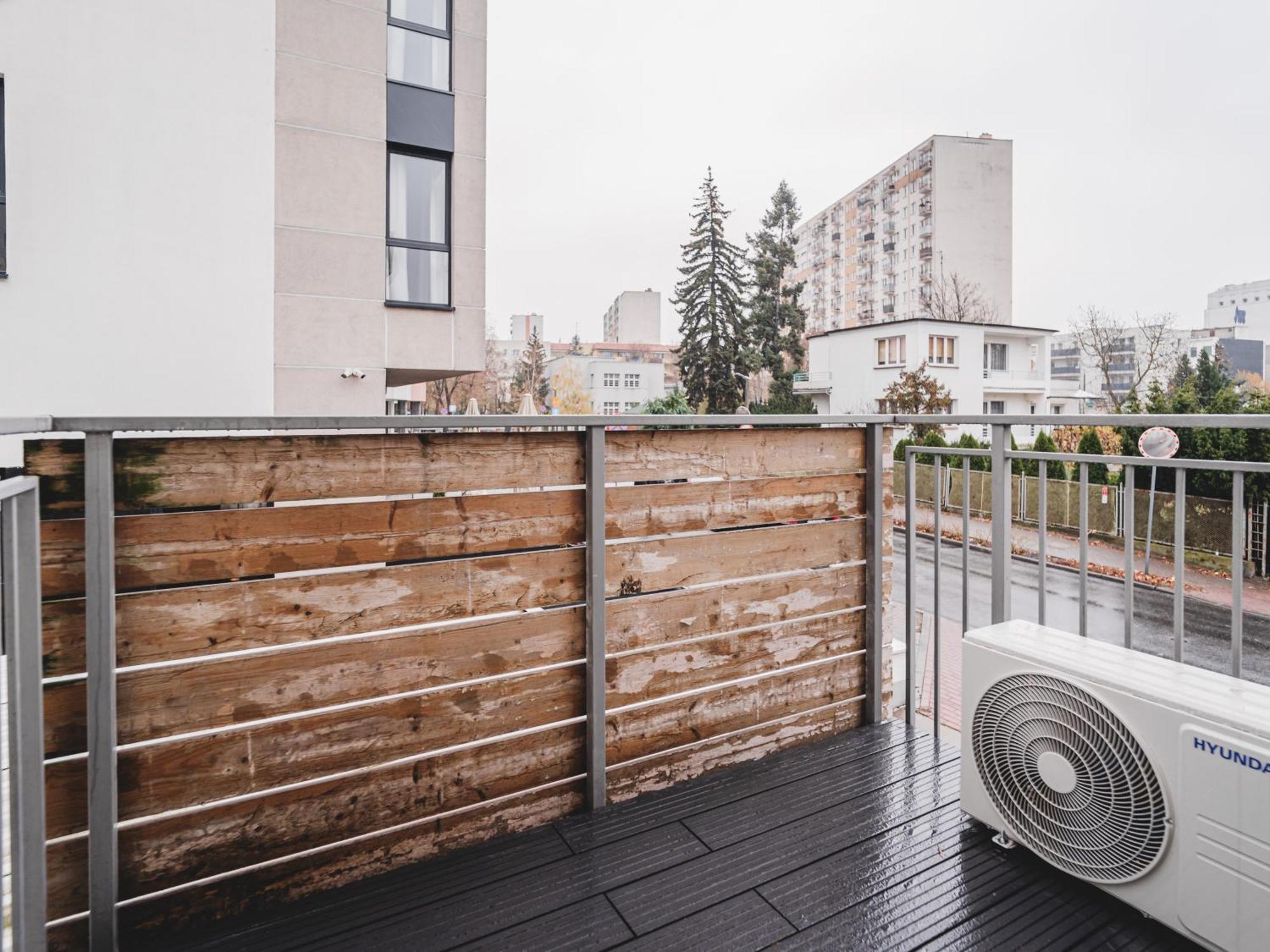 Zen Center Apartment - Free Parking Torun Bagian luar foto