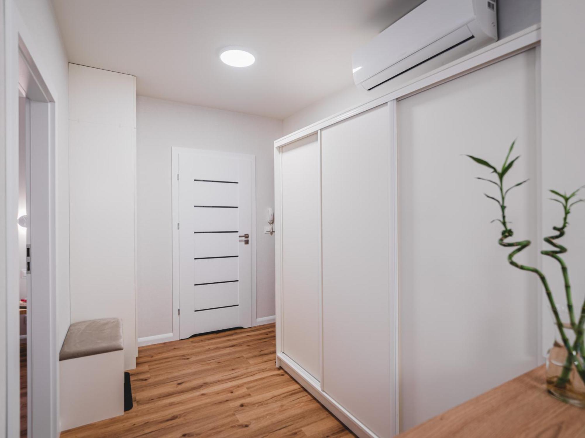 Zen Center Apartment - Free Parking Torun Bagian luar foto